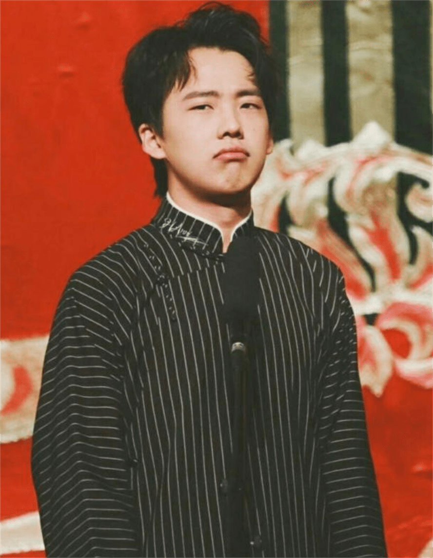 郭麒麟真的是初中辍学?文化底蕴打脸众多明星,获非遗传人赞赏