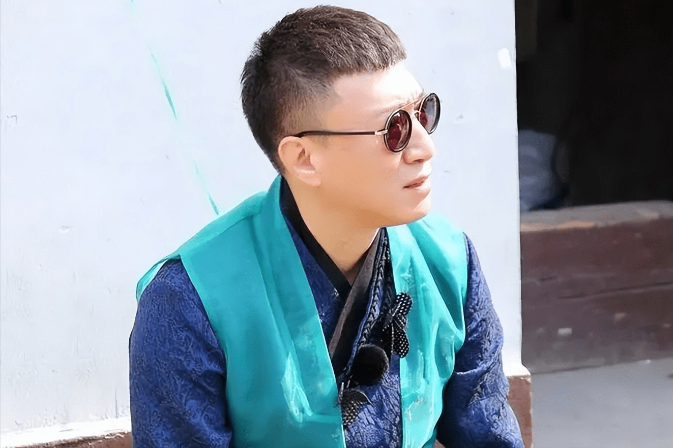 网传孙红雷夫妻定居澳洲,名下资产被扒,比做演员更挣钱!