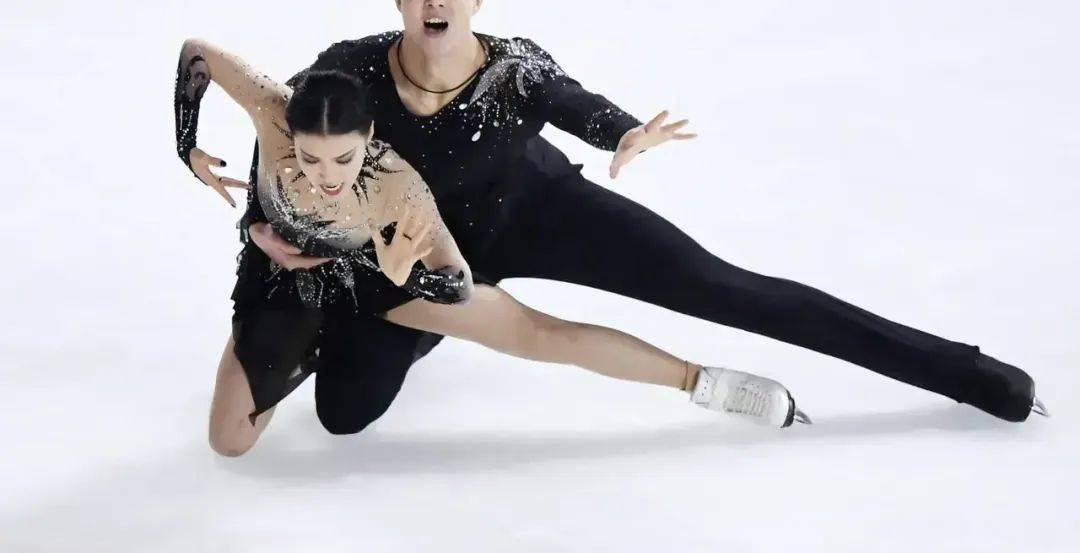 花滑运动员柳鑫宇自曝行为不端,贿赂裁判员,连环约炮!