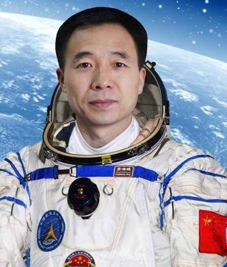 中国只有他3上太空,被中央军委授予英雄航天员,现今怎么样了?