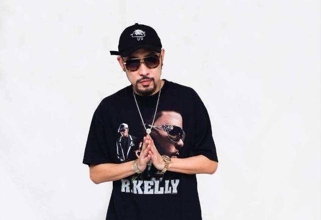 02,《差不多先生》——mc热狗嘻哈正在发芽,别拔它假牙.