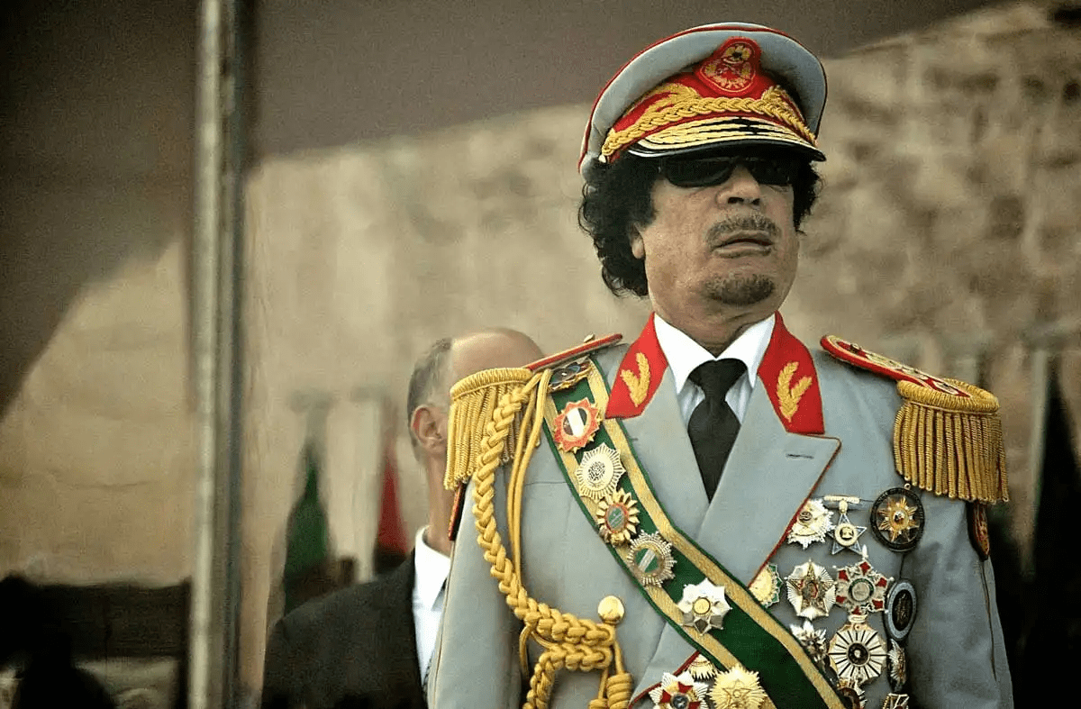 律师：卡扎菲和也门前总统为萨达姆的法庭辩护捐款 - 2021年12月30日, 俄罗斯卫星通讯社