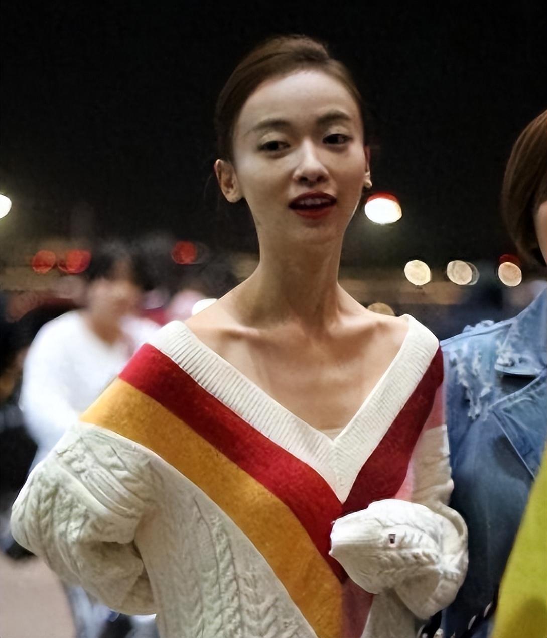 镜头前美若天仙,真人黑瘦干瘪,这7位"上镜脸"的女星反差好大