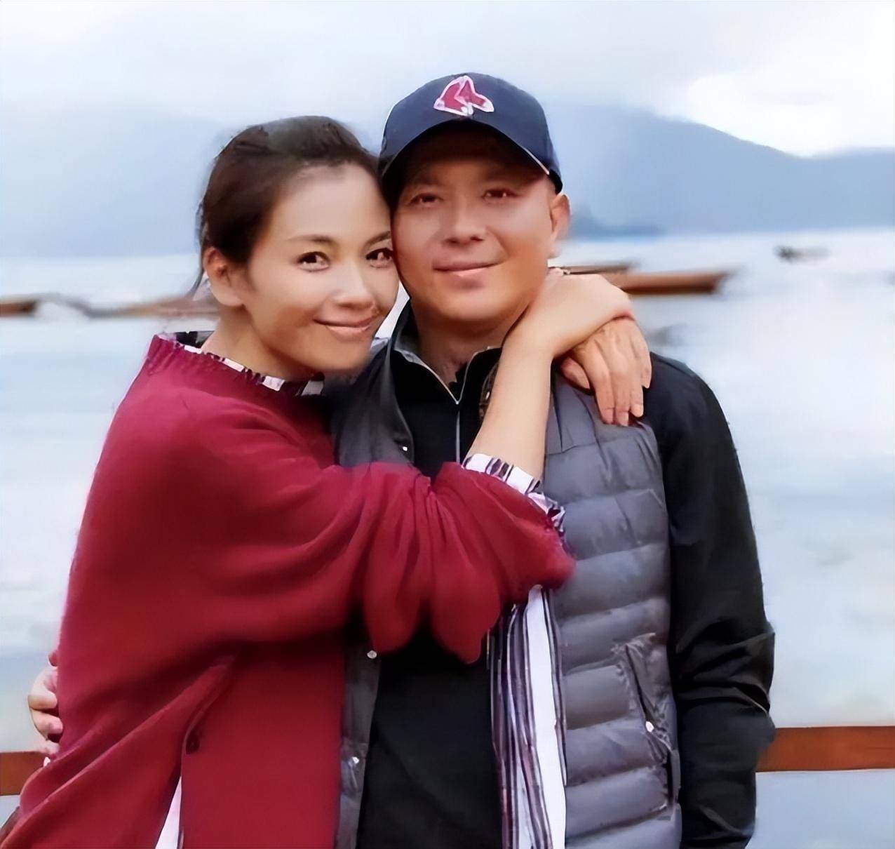 曝某明星夫妻生活混乱,男的喜欢违法,女的经常搞"剧组夫妻"