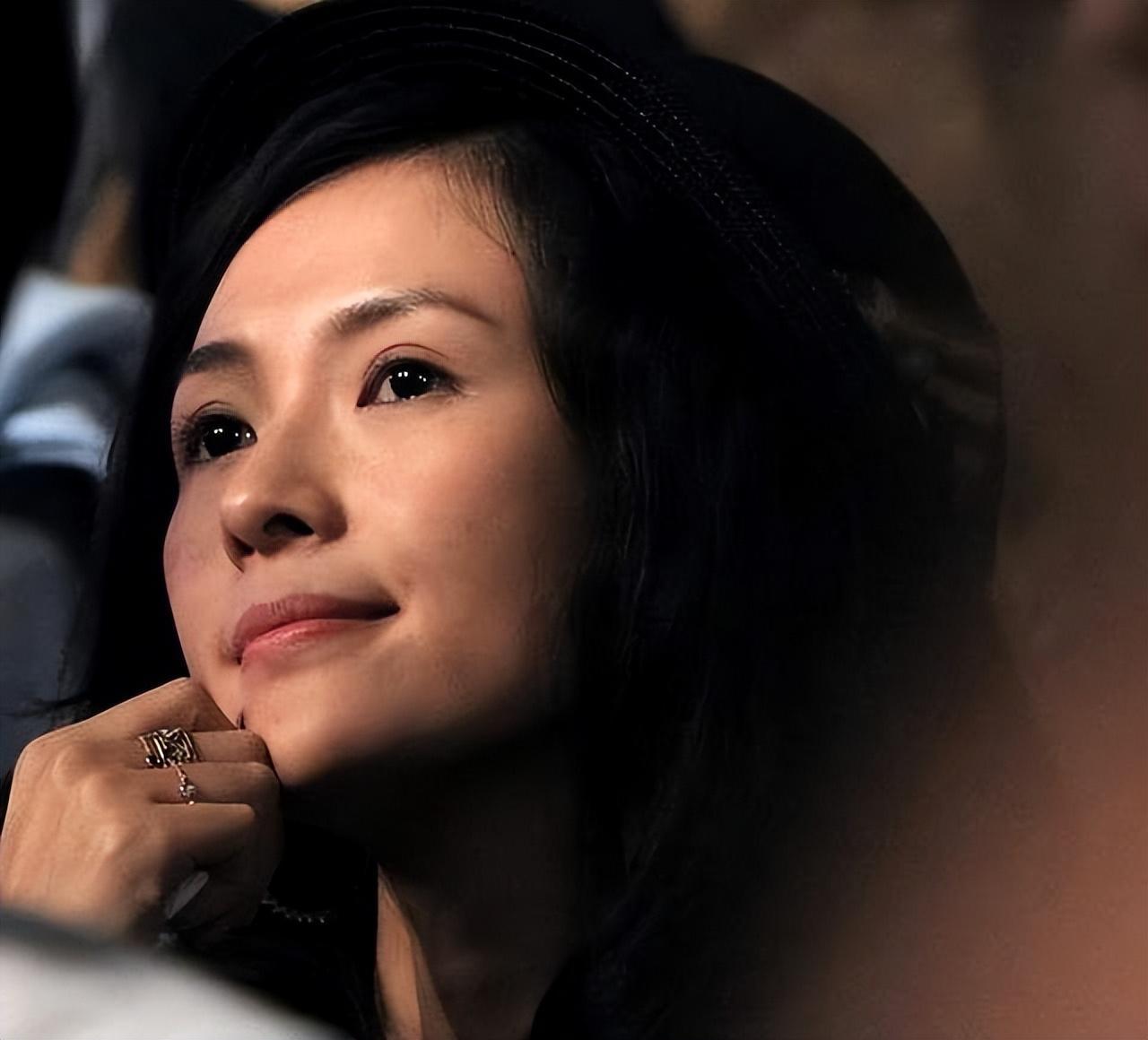 《酱园弄》杀青宴上,章子怡哽咽感谢导演,多年依然选择她主演