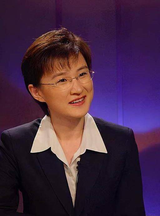 都是非常出色的主持人,结婚多年从未有绯闻传出,王宁和"金龟子"刘纯燕