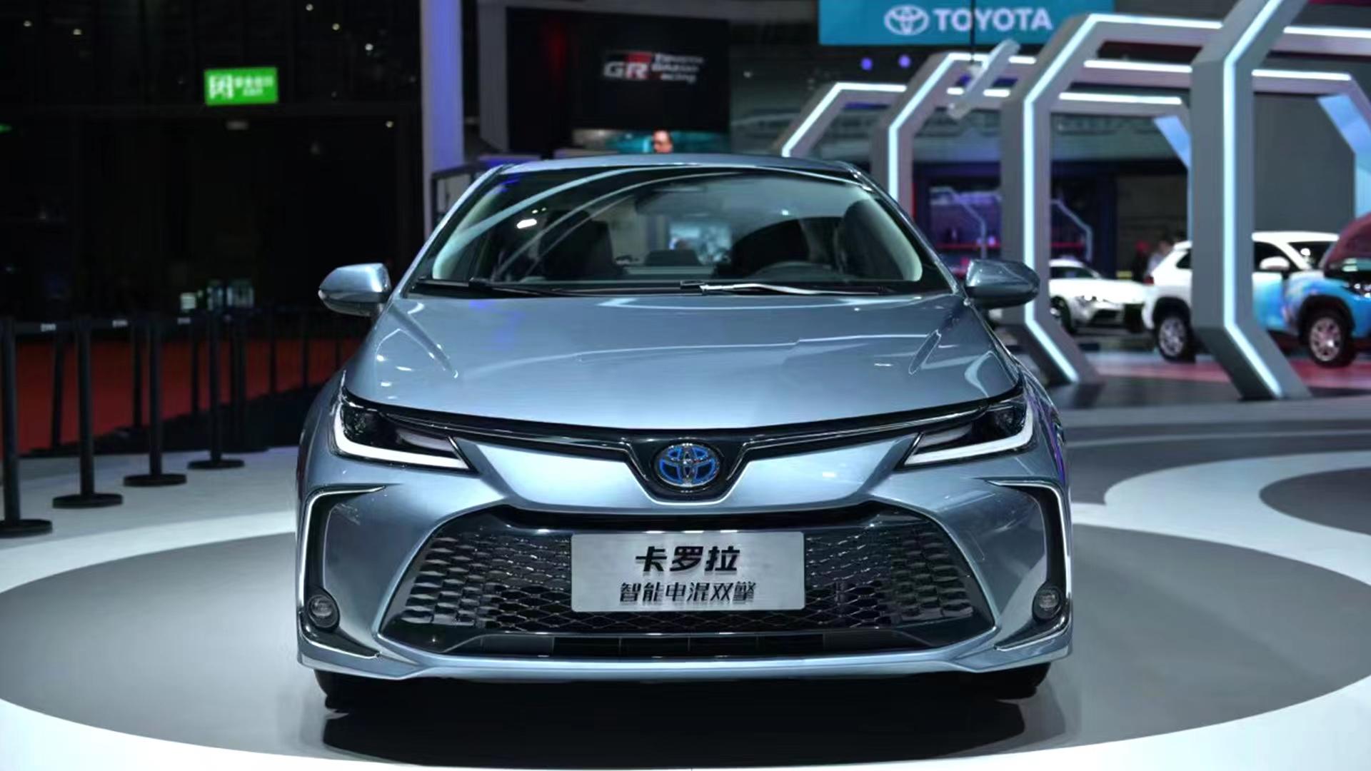 为此,丰田将继续丰富油电混合动力车(hev),外插充电式混合动力车(phev