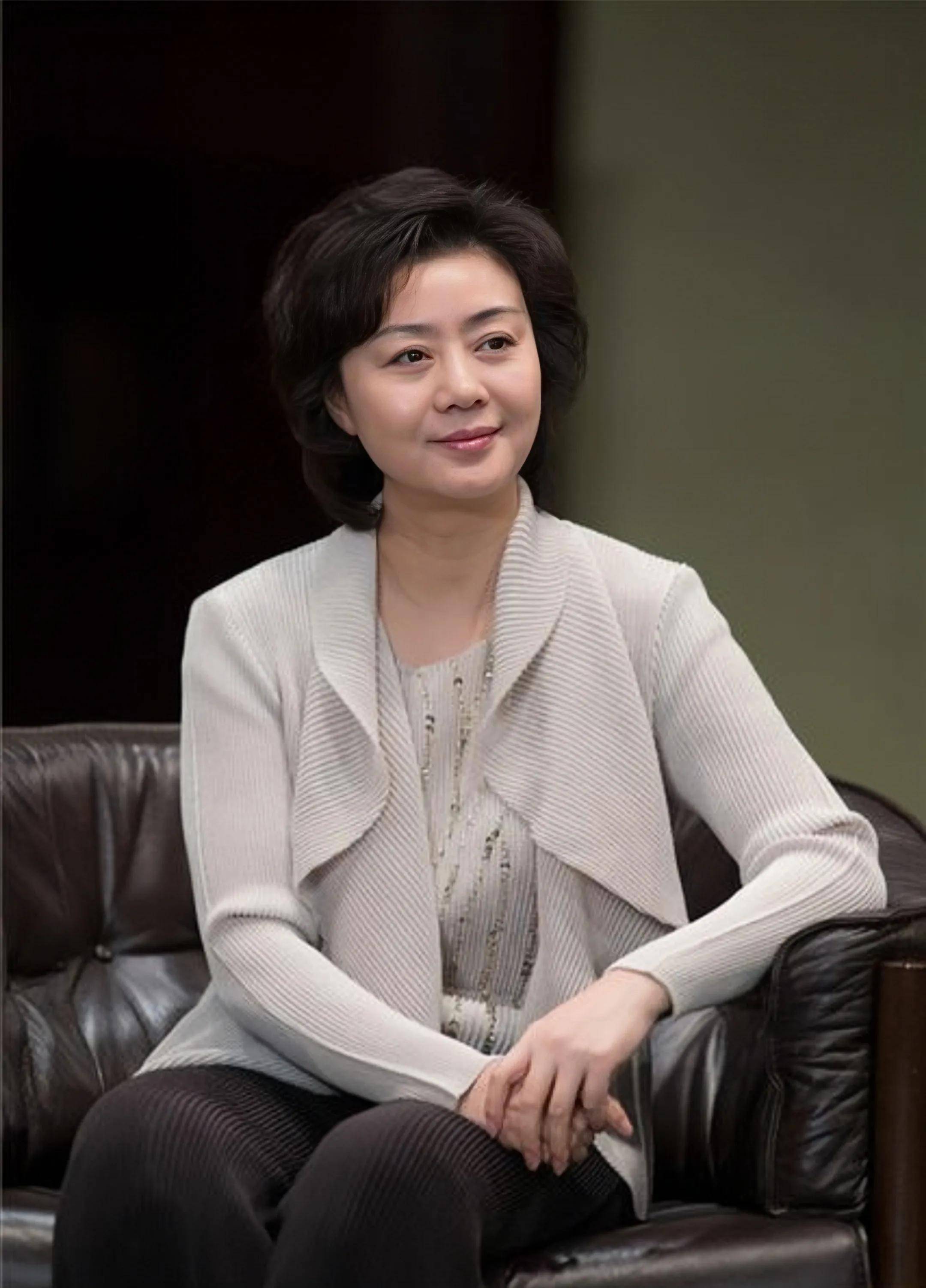 易有料-智能信息流一站式服务平台