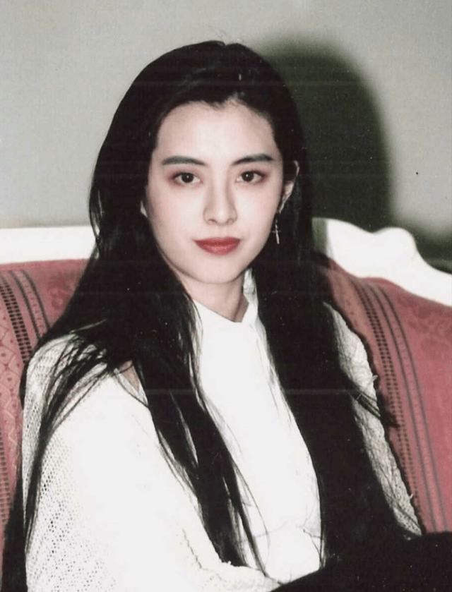 王祖贤:因齐秦私生子结束15年虐恋,如今的她,证实刘德华没说错