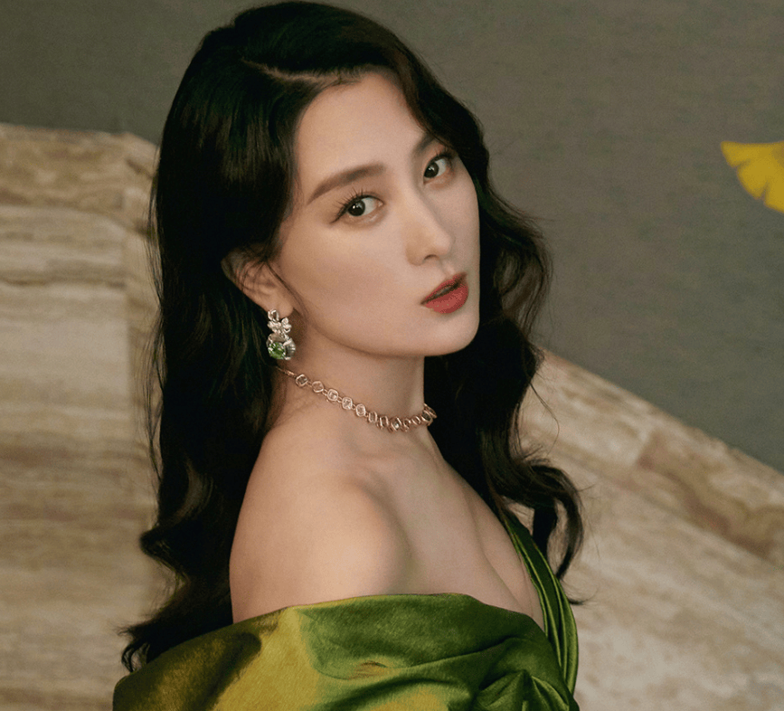 而孔令辉看到装扮得格外漂亮的马苏,看到对自己格外照顾的老乡,马苏