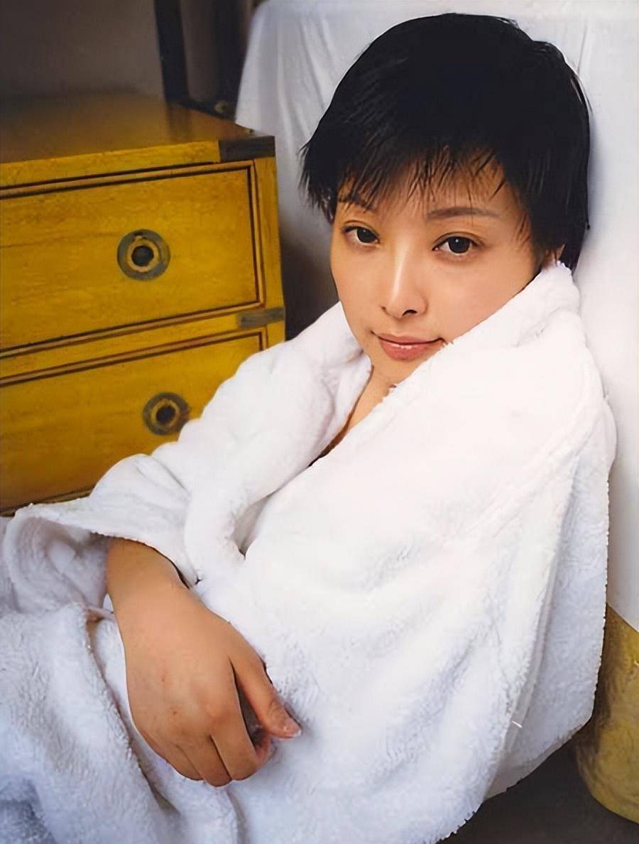 易有料-智能信息流一站式服务平台