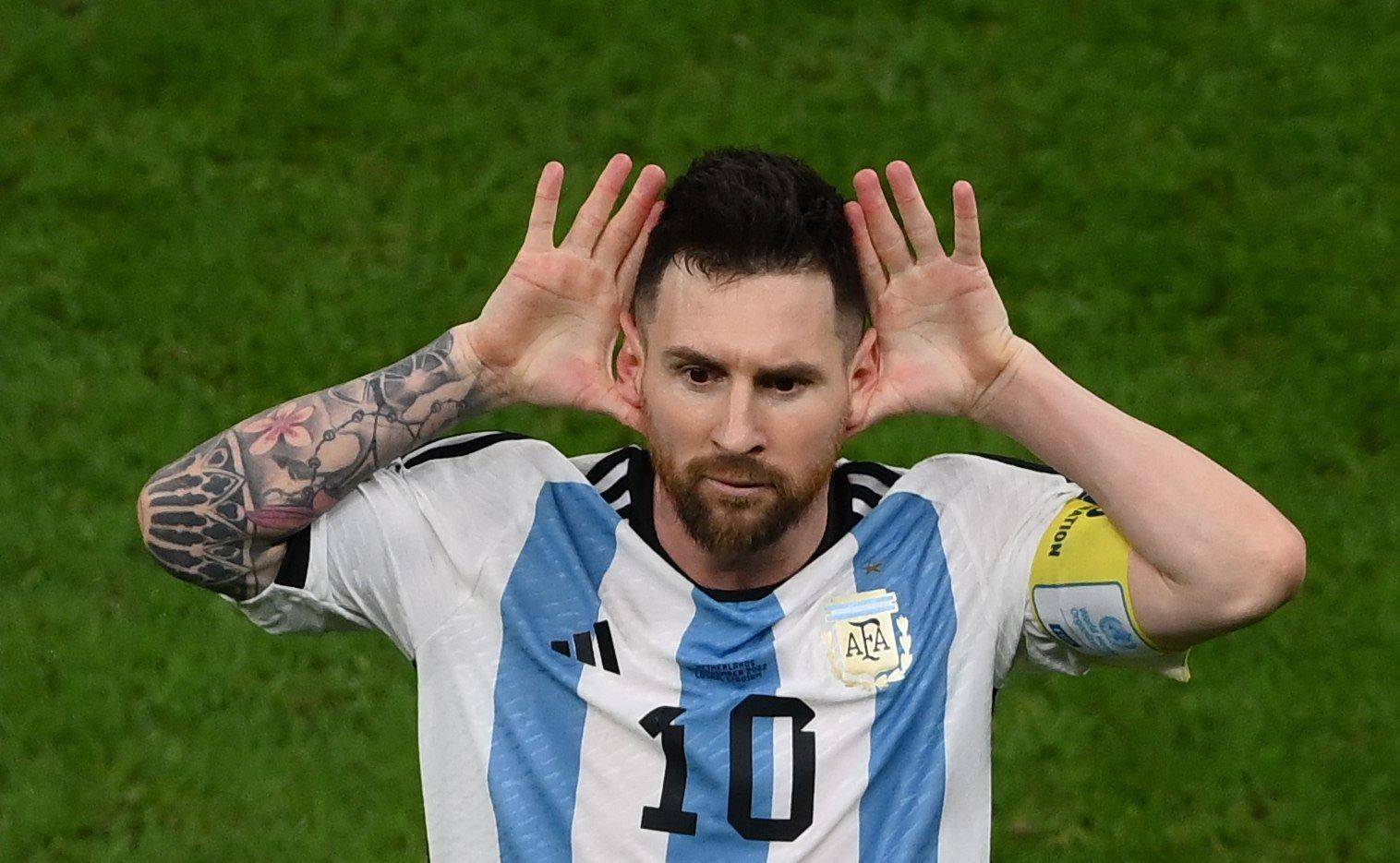 停止道德绑架梅西,醒醒吧,各位!