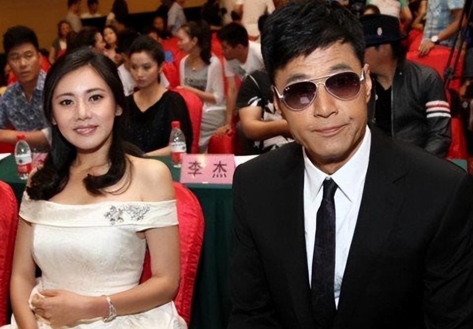 秋瓷炫:我这辈子最正确的决定,就是39岁高龄为小丈夫生孩子