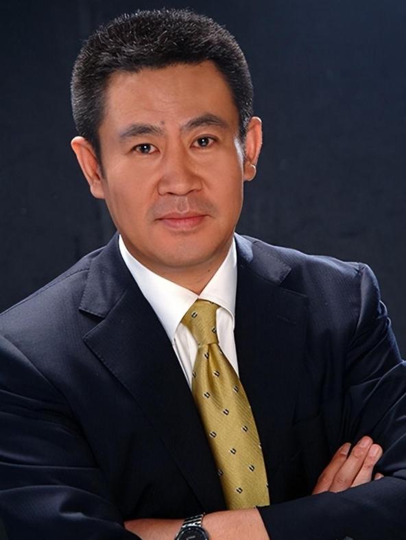 央视主持人赵赫:退休仅6个月后去世,临终前40字遗言让人泪目