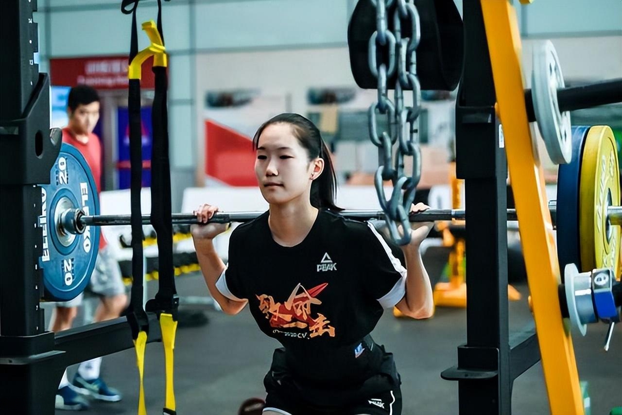 缘首个分站赛的4位选手全部出炉,分别是陈曦悦,曾洁雅,许嘉楠和段梦可