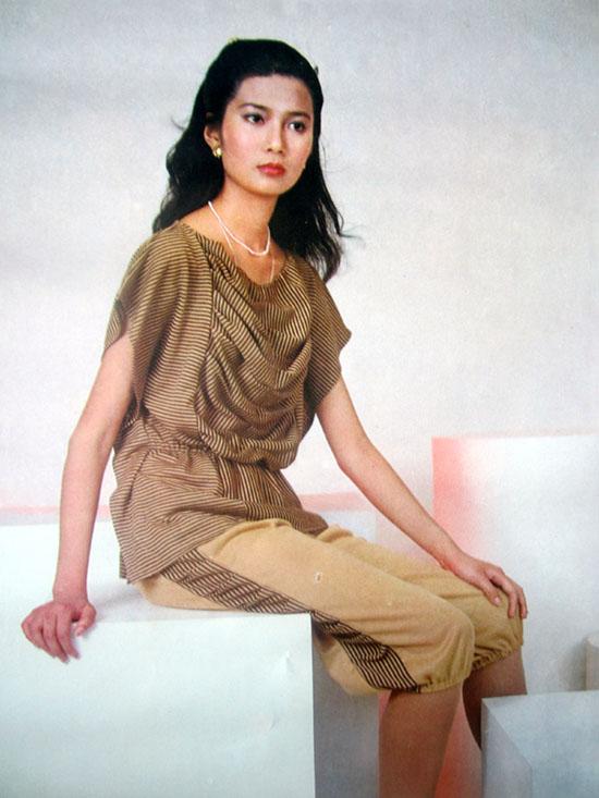 女星李芸:母亲早逝,父亲和伯父都是名演员,她出国后离婚又再婚