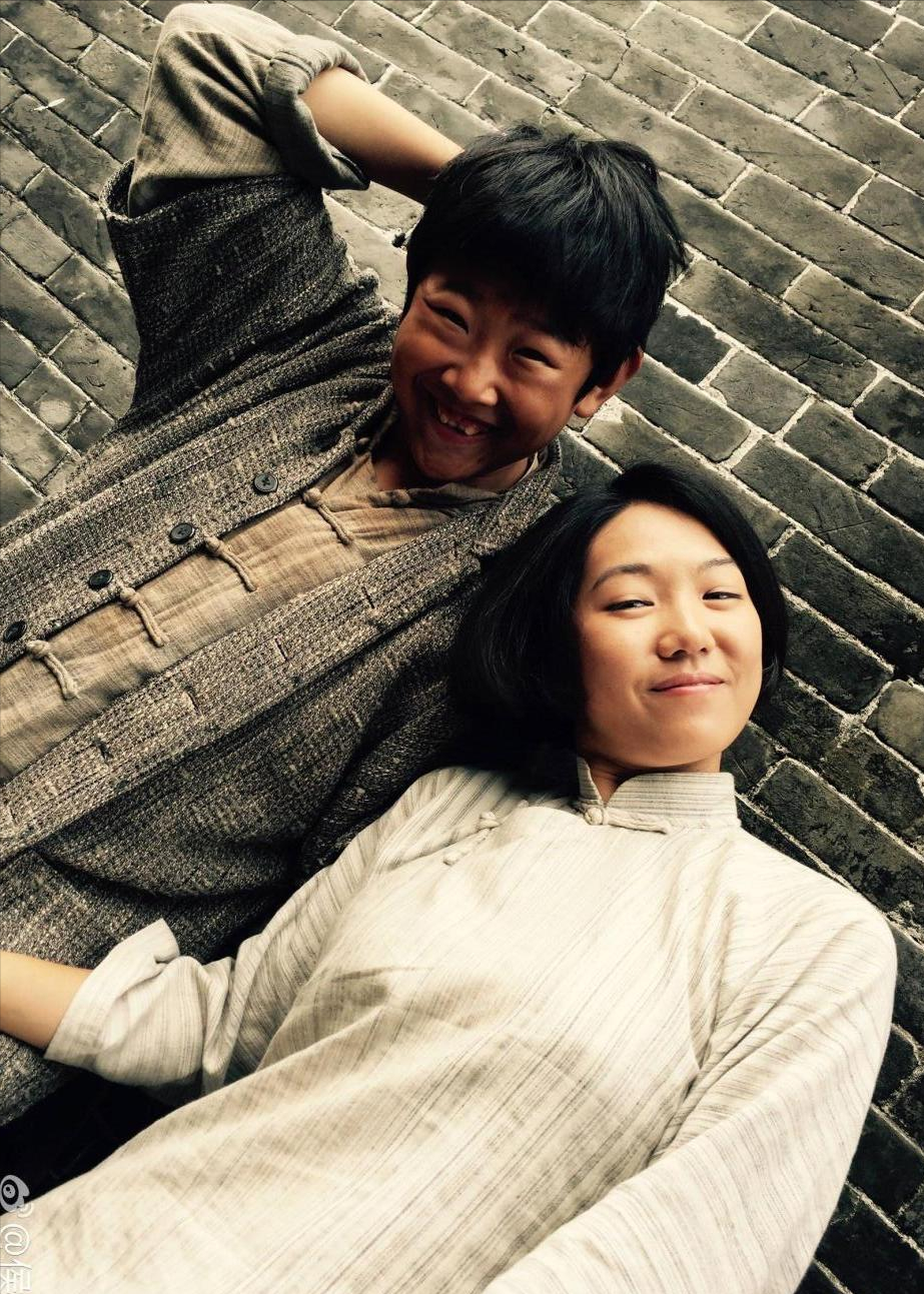 侯祥:9岁停止发育,出道18年只能演小孩,和妻子同框被嘲像母子