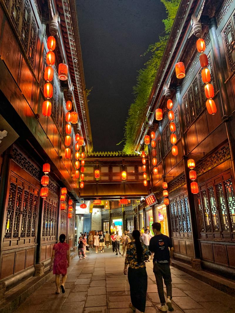 成都是"最包容"的城市,特意去一趟成都后,说下真实感受吧