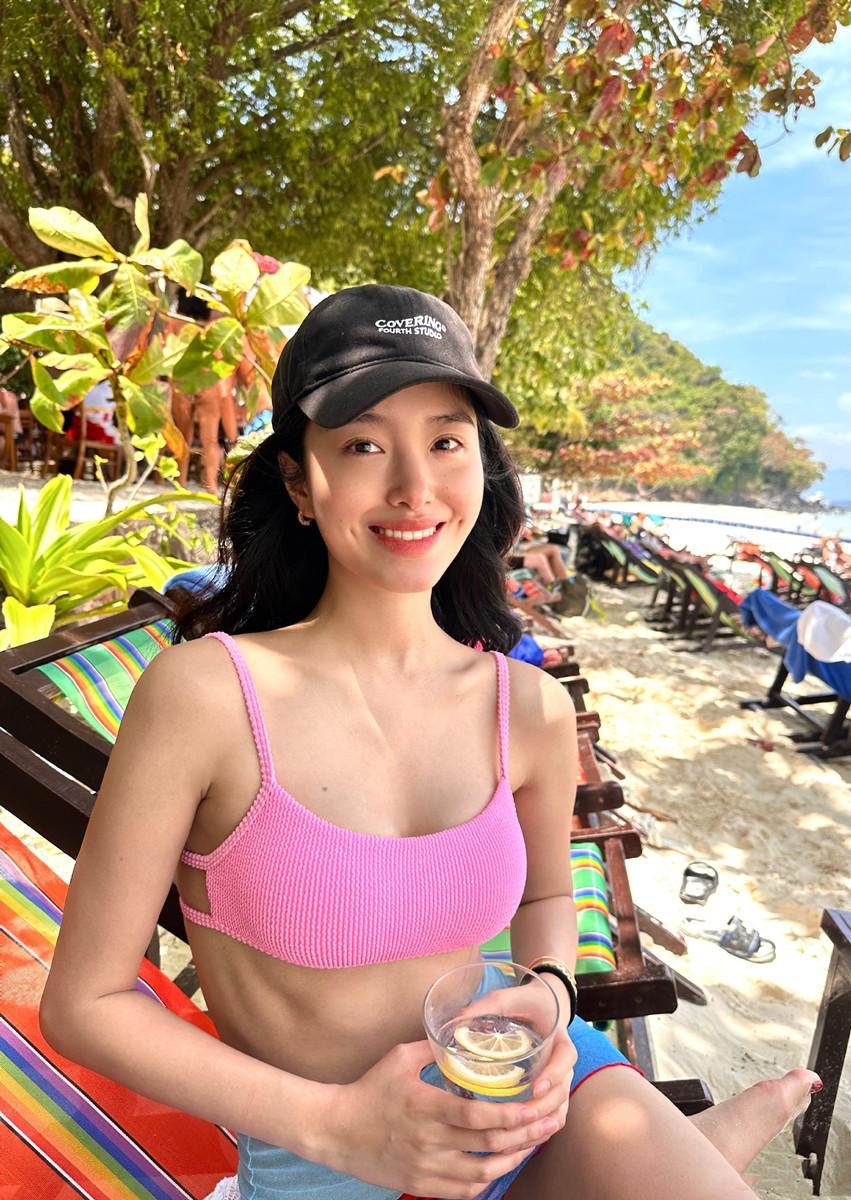 迷倒陈金飞的杨采钰,魅力有多大?看完她的身材和穿搭终于明白了