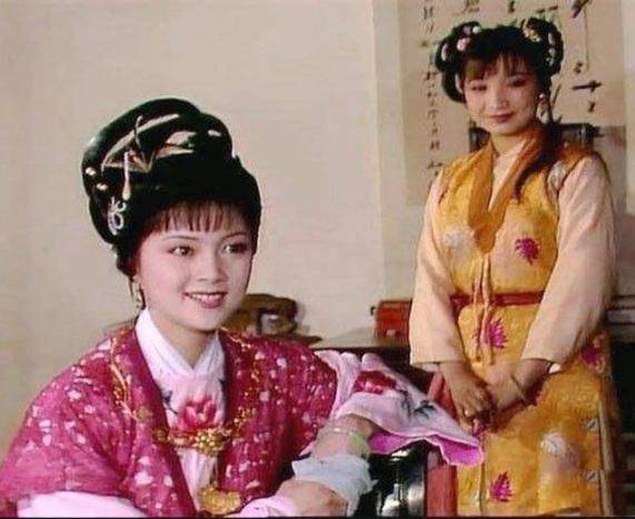 《红楼梦》莺儿:对金玉良缘最上心促成的人