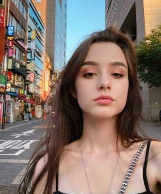 俄罗斯21岁嫩模,仙女长相楚楚可怜,叫人挪不开眼 - 臻鸣动力业务官网