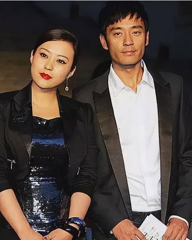 他娶过郝蕾,爱过王珞丹,负了殷桃,没想到38岁时娶了小12岁的她