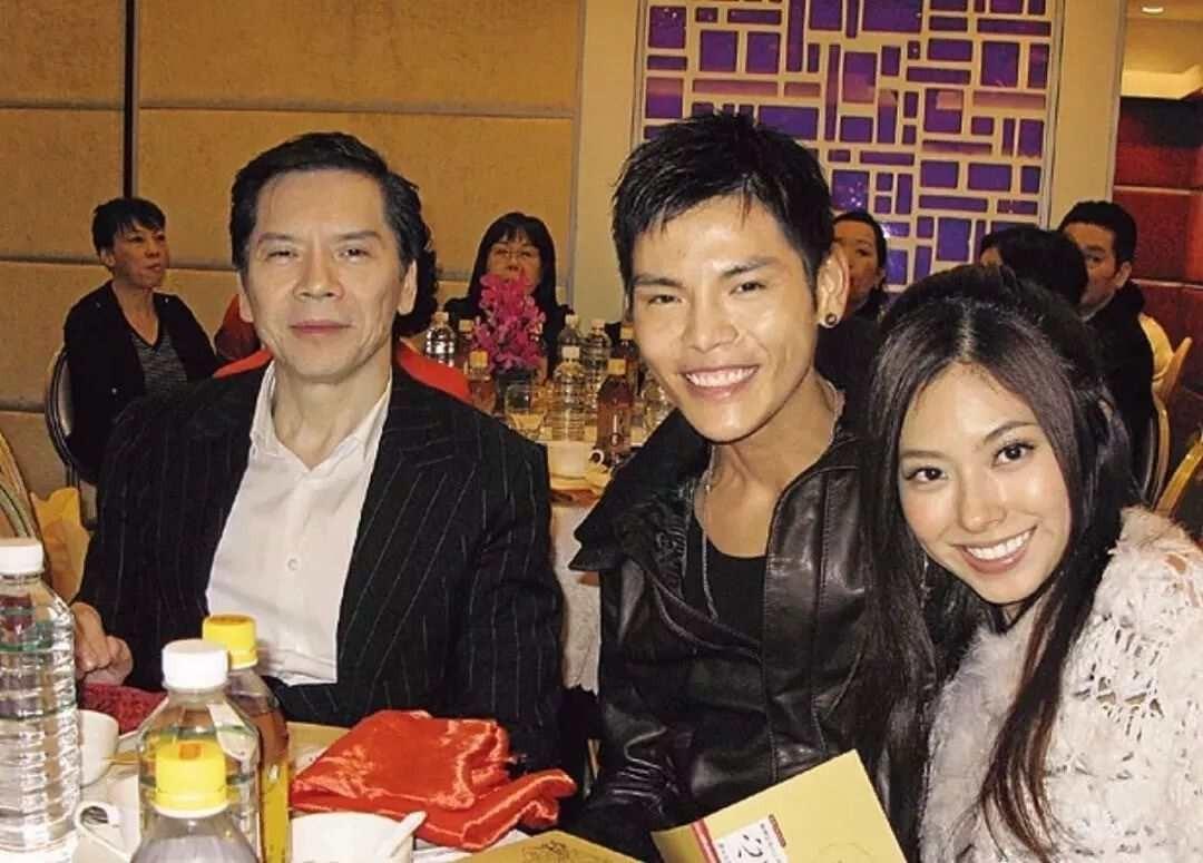 她是向佐最美的前女友,被向太拒之门外后,她二婚嫁进270亿豪门