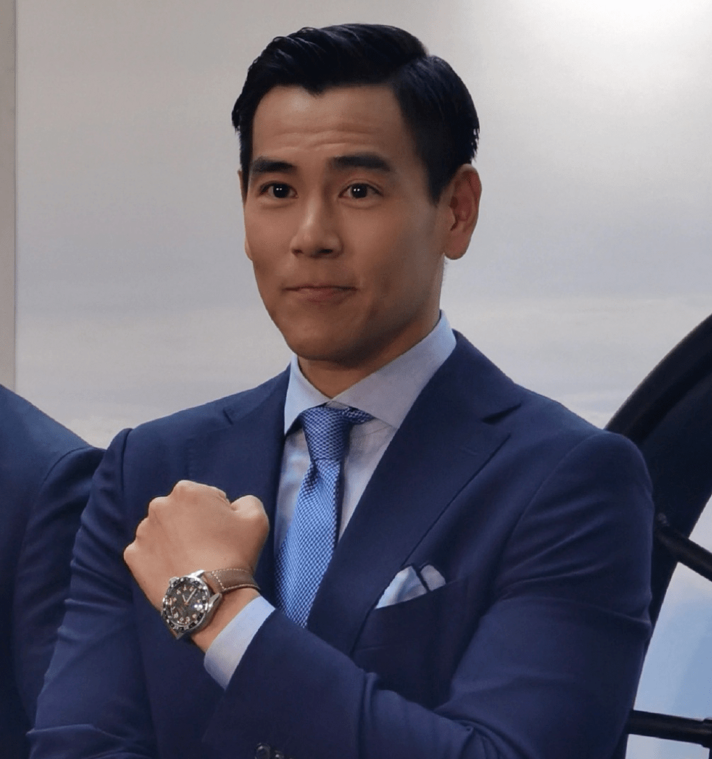 原创41岁的油腻彭于晏,时代分手你,不会打一声招呼!