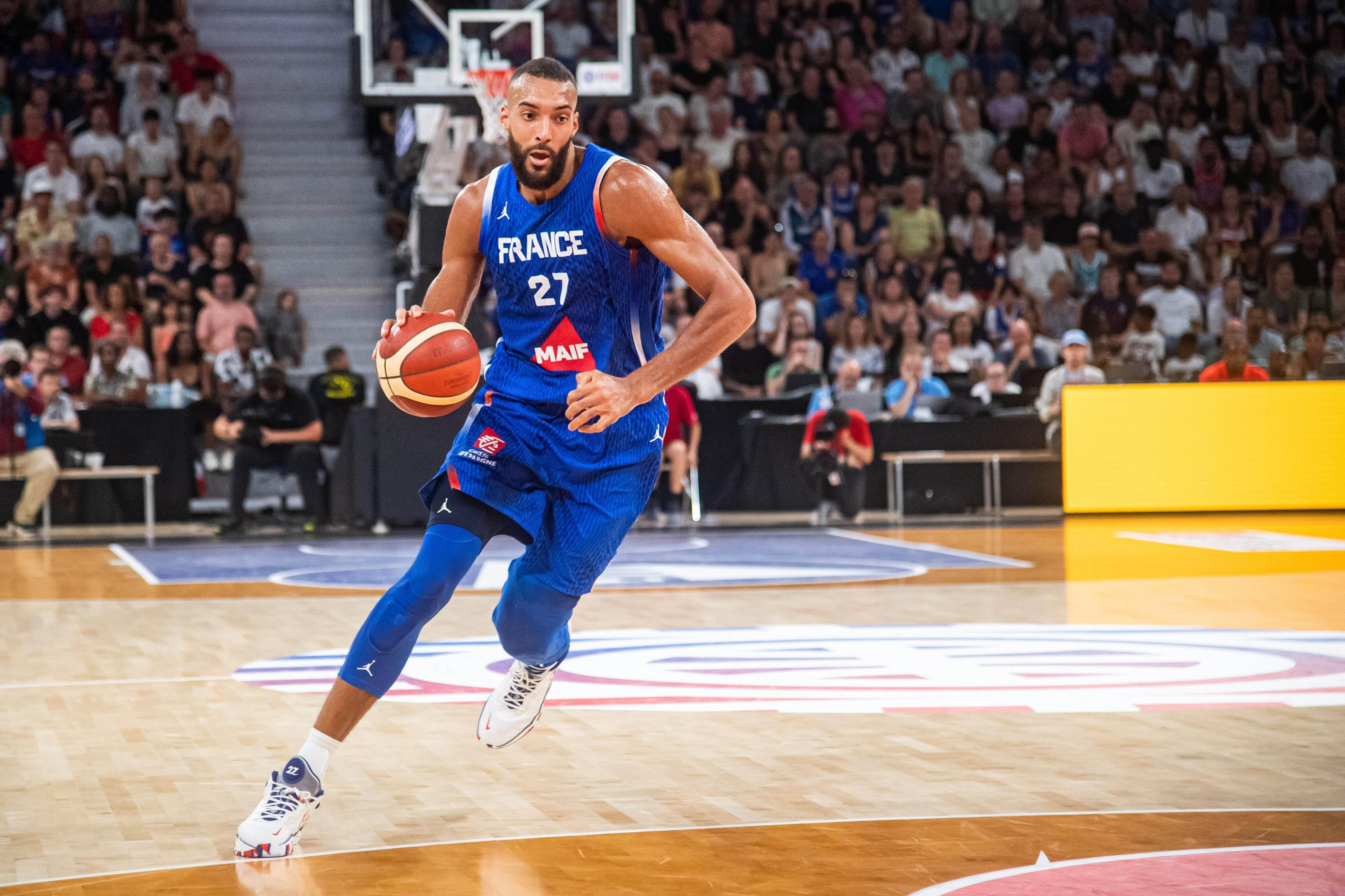 为什么nba现在的中锋越来越软?