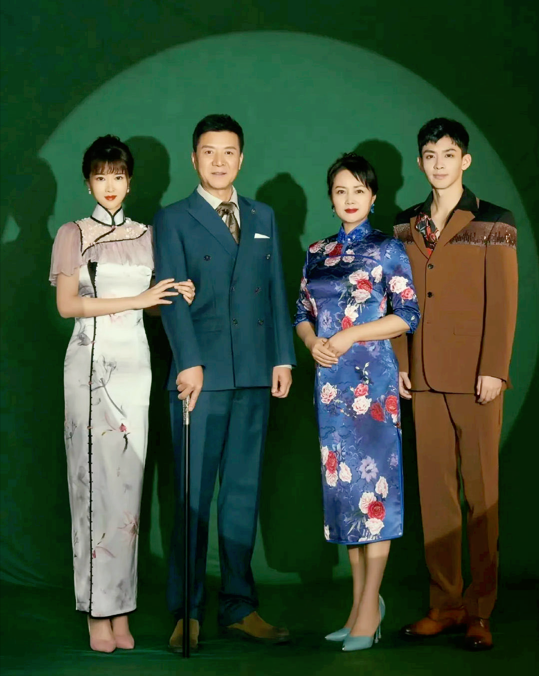 当红小生刘思博:妹妹奚望离婚,他与父母一样难过