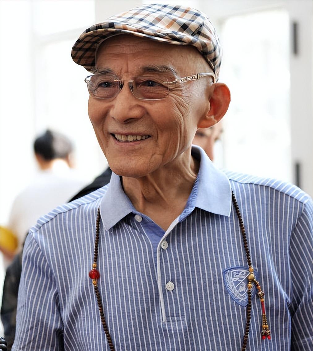 年过90仍健在的老演员,最小90岁,多位是德艺双馨的艺术家