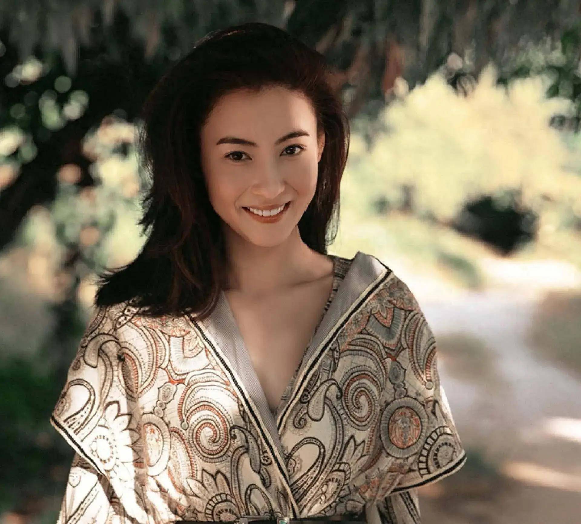 张柏芝怀4胎了!