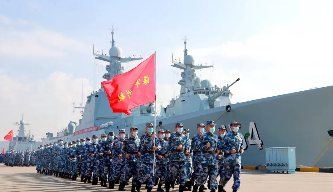东海舰队官兵在之前的文章中,作者和大家聊了一系列关于我国台湾省海