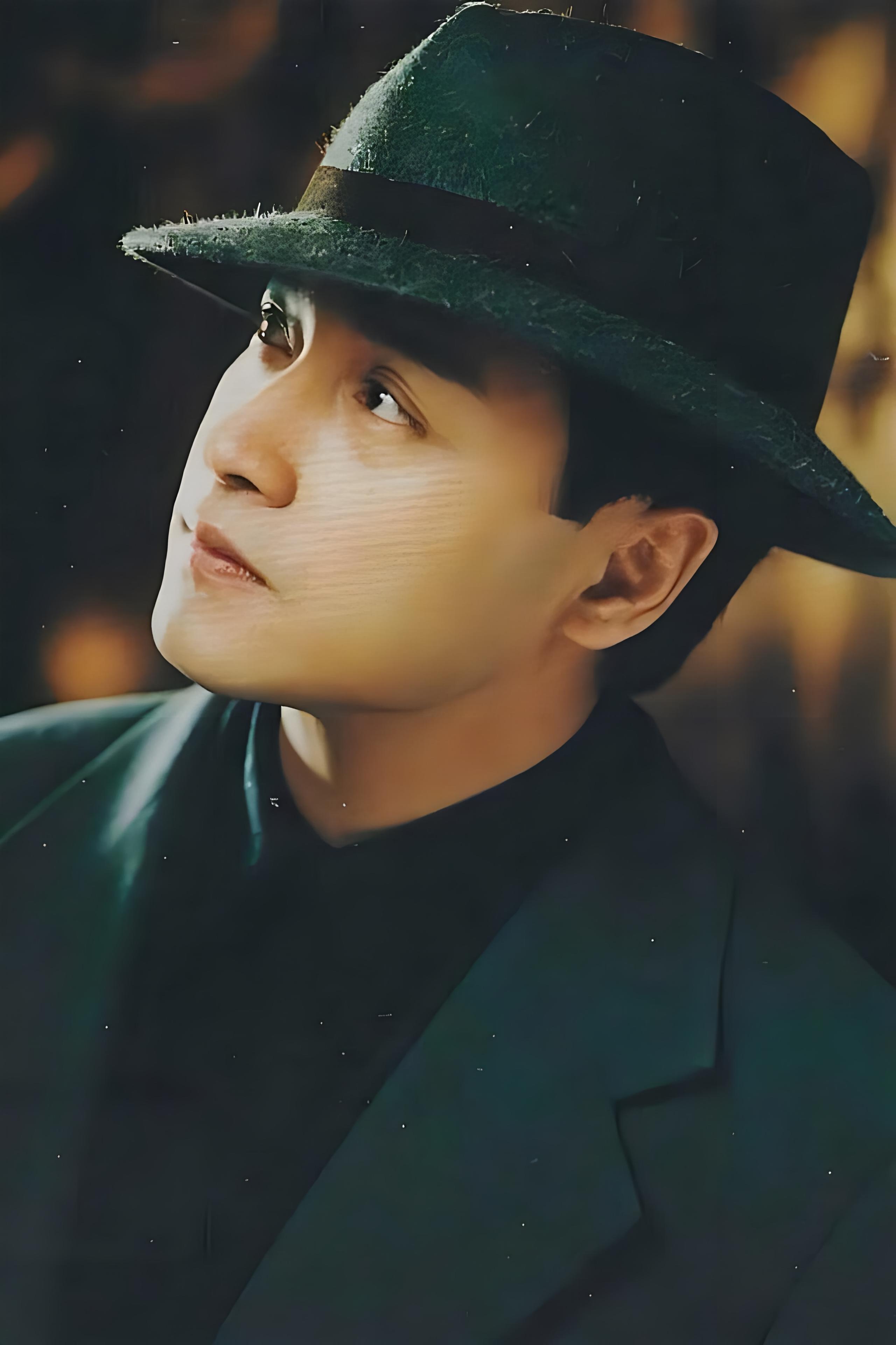 王晶首度开口,揭张国荣死因新内幕,内地大佬失信成致命一击