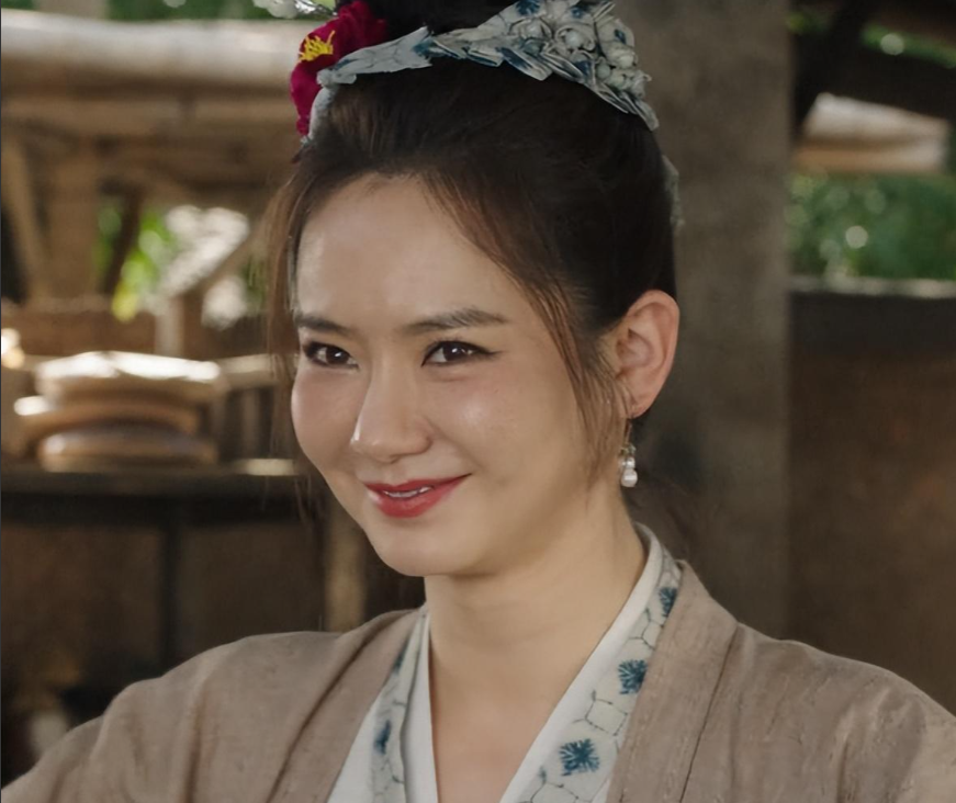 个个顶着一张“假脸”,这几位女演员,求求不要出来演戏了(图41) 个个顶着一张“假脸”,这几位女演员,求求不要出来演戏了(图41)