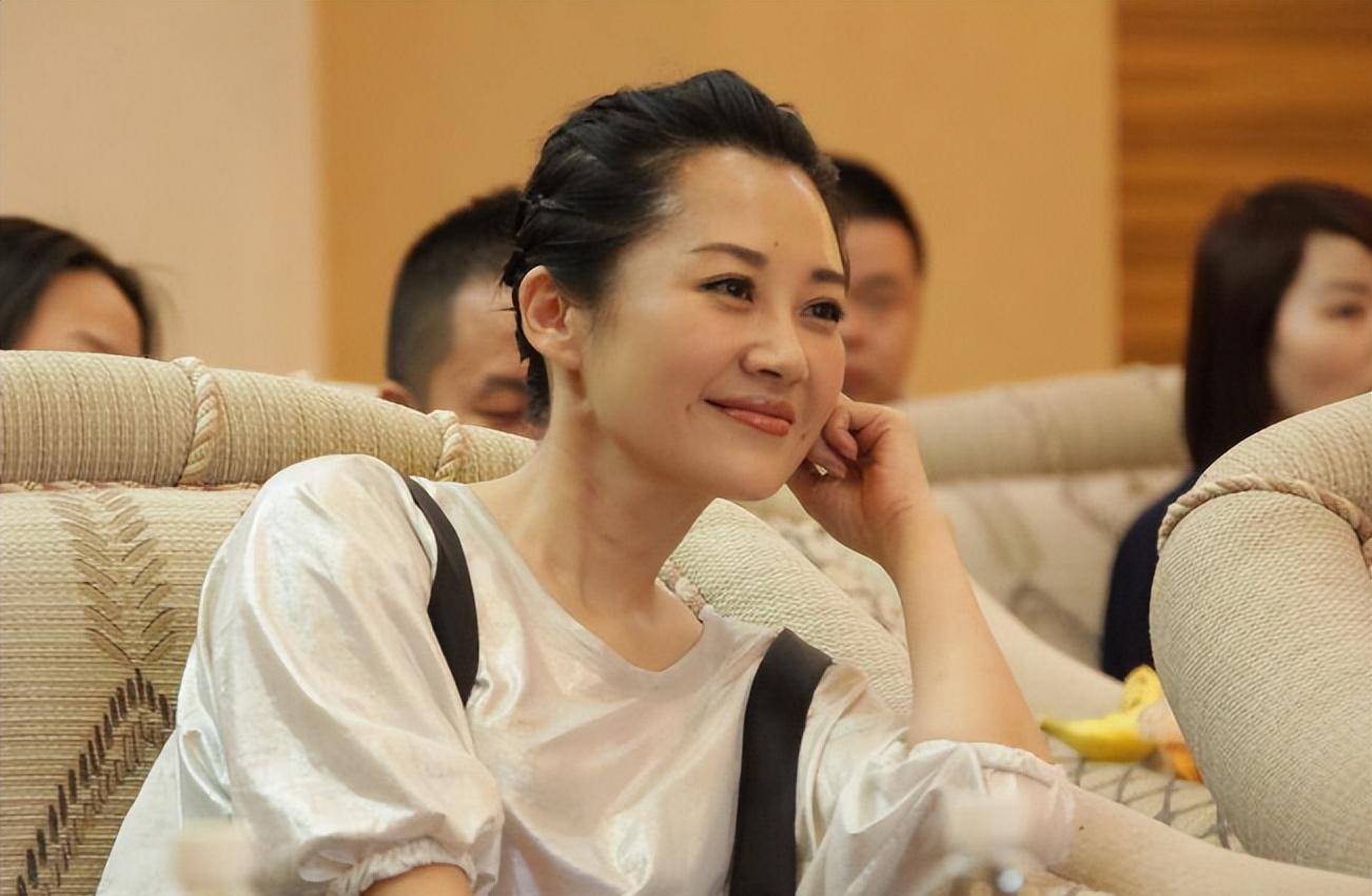 许晴的故事还在继续,她的未来也充满了无限可能.