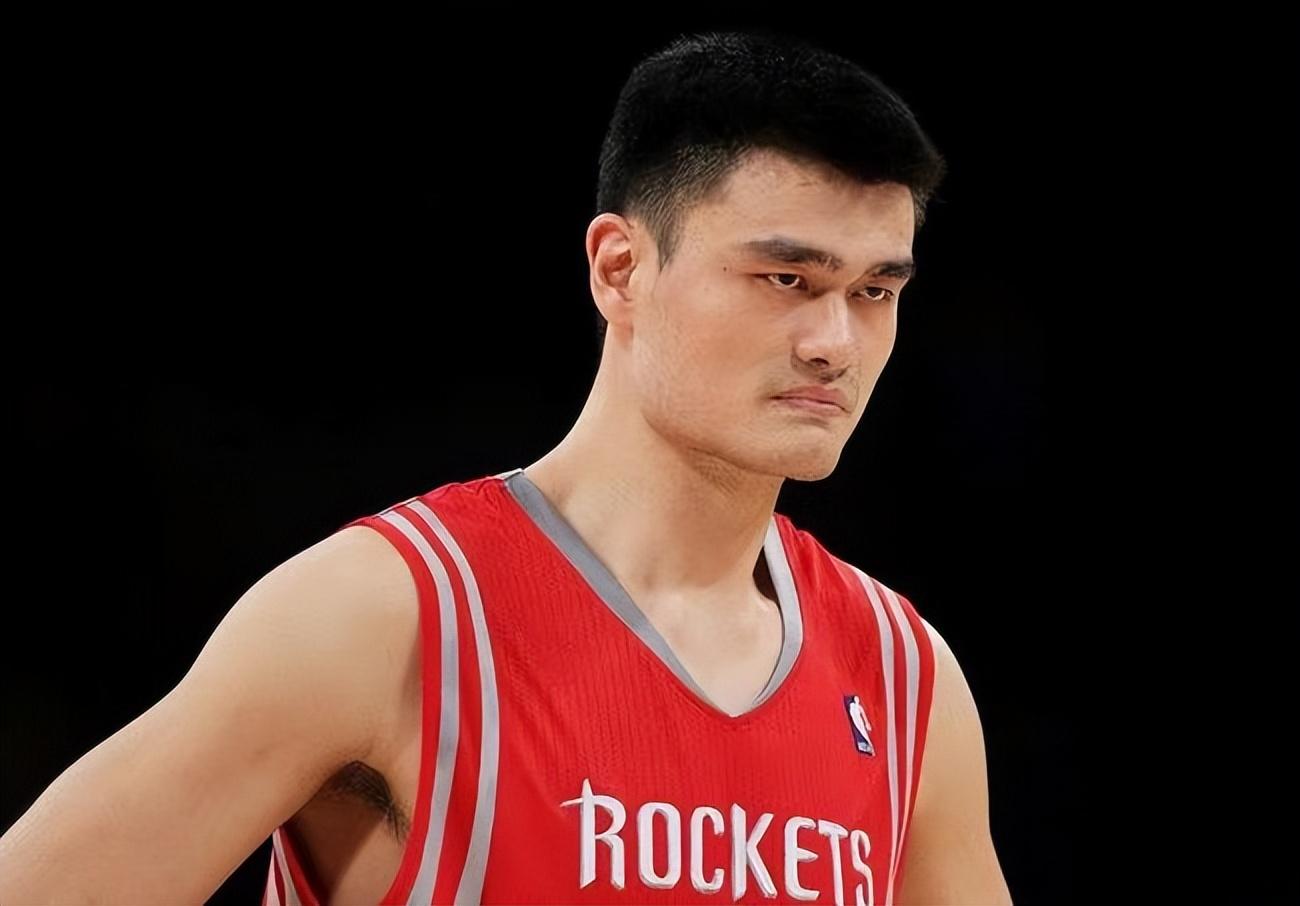 六位在NBA效力的中国球员，是否超越了自己的模板？姚明无愧状元 - 知乎