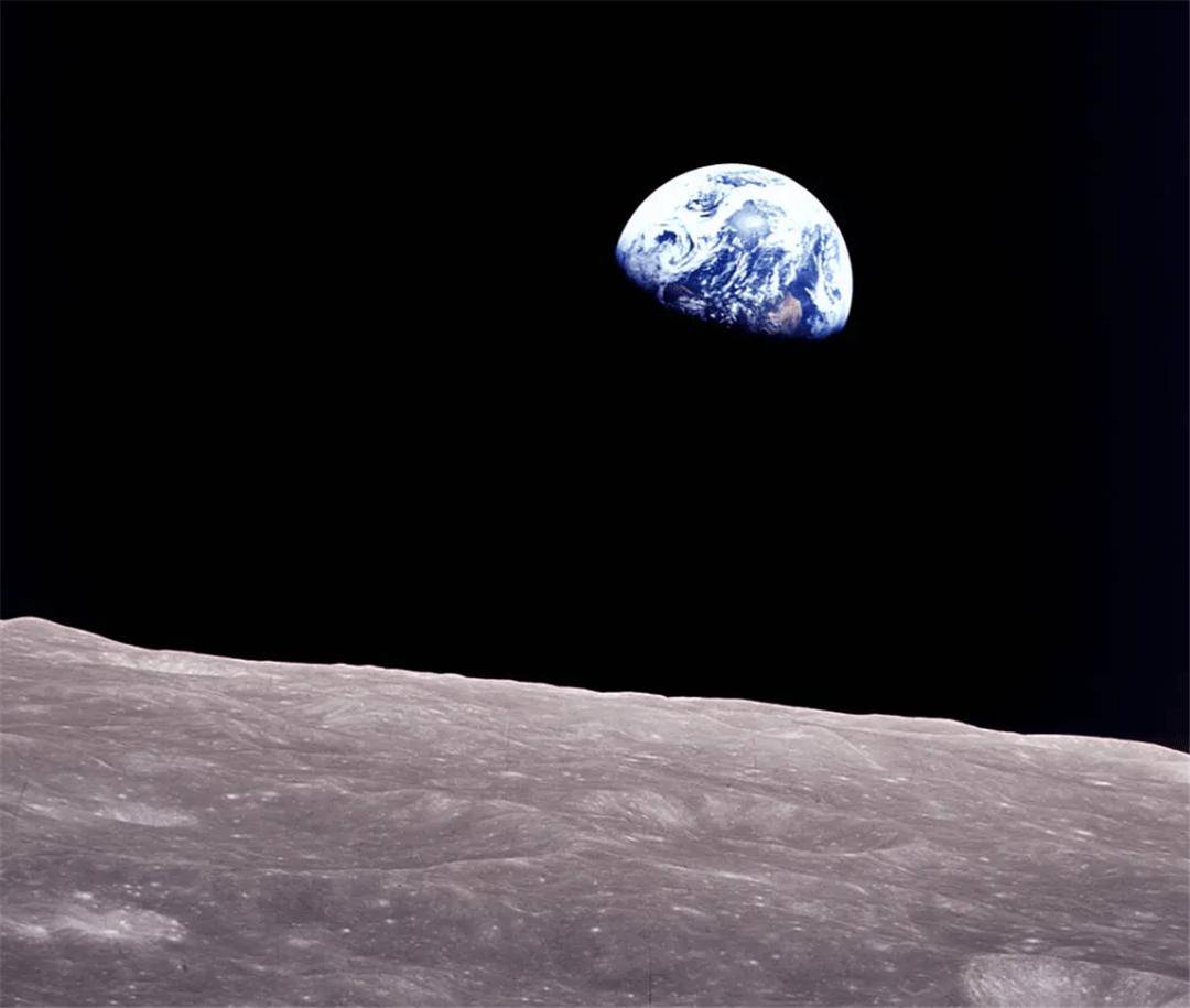 航天员从太空俯瞰地球,为什么会感到恐惧,他们究竟看到了什么?