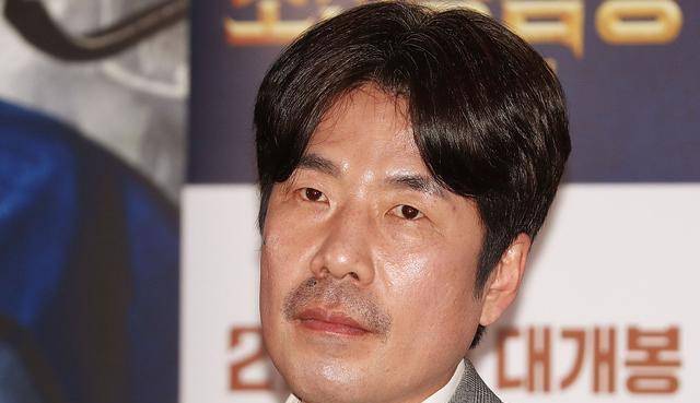 19年间对数百位女星下手,韩国知名导演李润泽的猎艳之旅