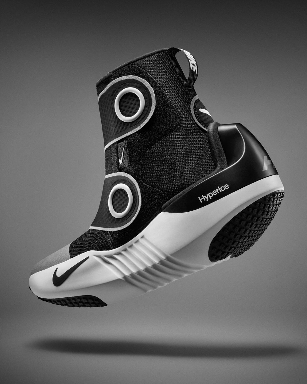 詹姆斯上脚「nike 黑科技新鞋」要发售了!