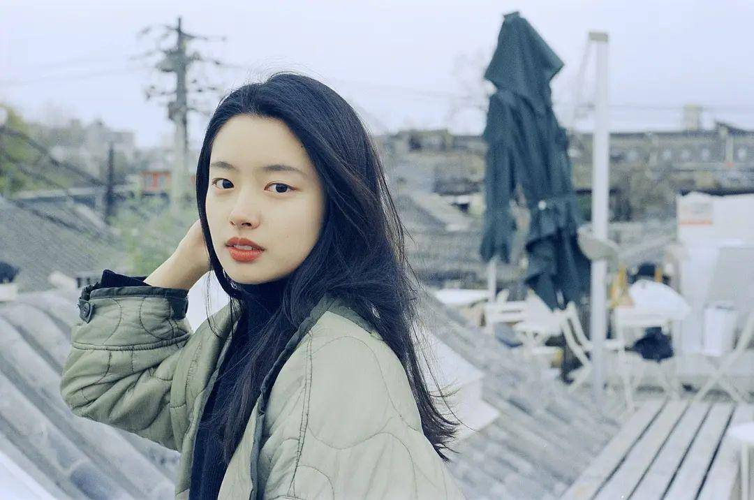 情人节上线一部都市爱情剧,演员阵容豪华且颜值高,没上映就要爆