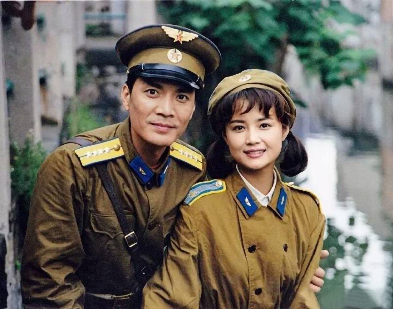 当红小生刘思博:妹妹奚望离婚,他与父母一样难过