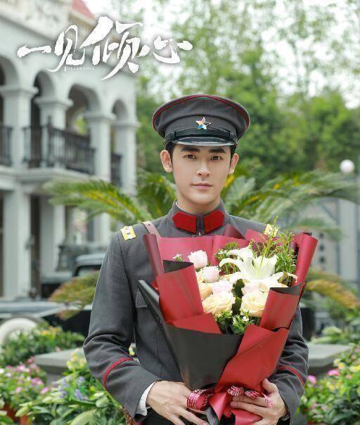 合作杨紫成毅没红的李欣泽,今凭借唐莲一角被李宏毅成功带出圈