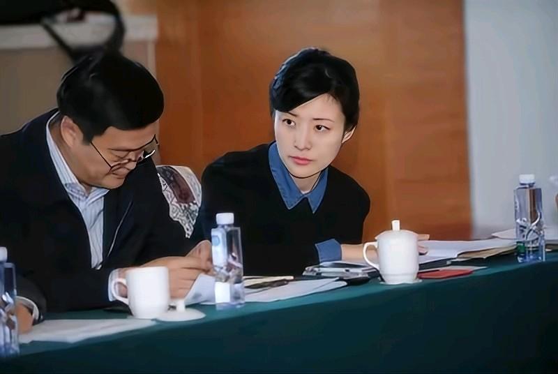 55岁周涛:从央视主持到董事长,她跟董卿走上截然不同的两条路