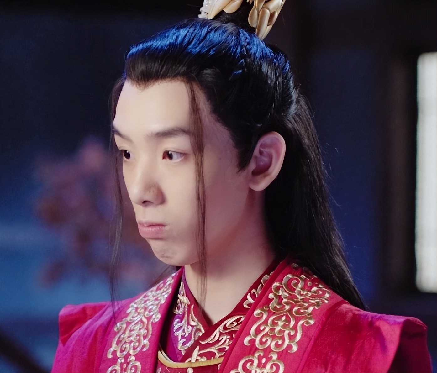 还有就是黄天崎这位演员,他