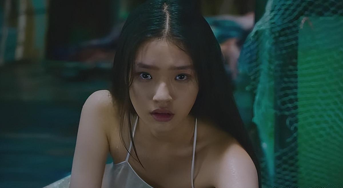 4,麦迪娜——2016年《幻城》麦迪娜的美人鱼,应该是众多版本中最有"