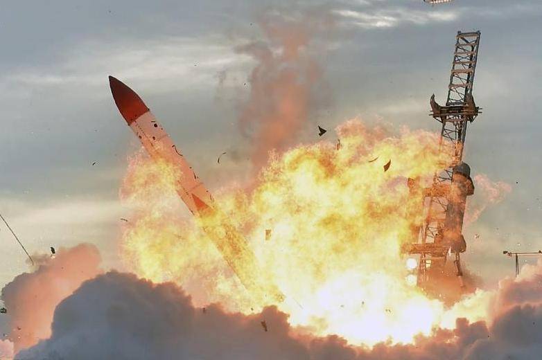 刚笑话完苏联不久,美国洲际导弹突然爆炸,数百人葬身火海