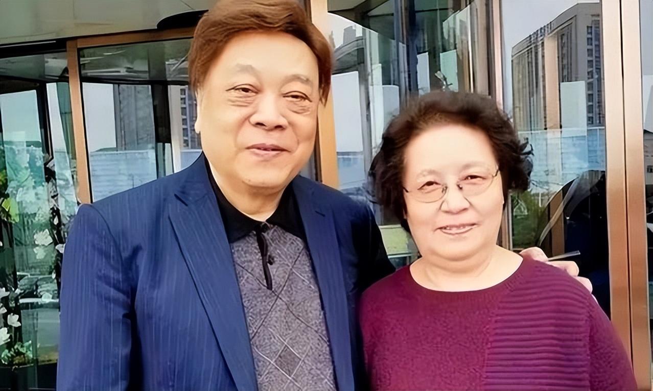 赵忠祥去世3年后,才能明白他把5亿遗产托付给倪萍多正确