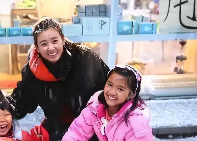 易有料-智能信息流一站式服务平台