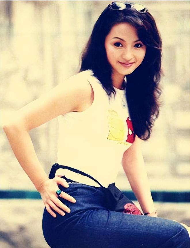 易有料-智能信息流一站式服务平台